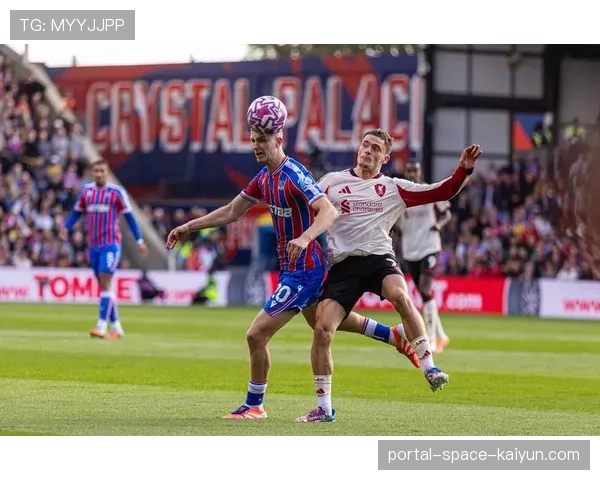 足球数据分析显示，高位压迫战术导致的球员伤病率呈上升趋势